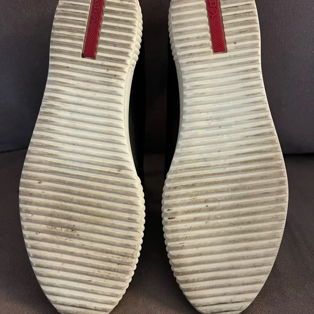 Womens Prada sneakers - Picture 4 of 4